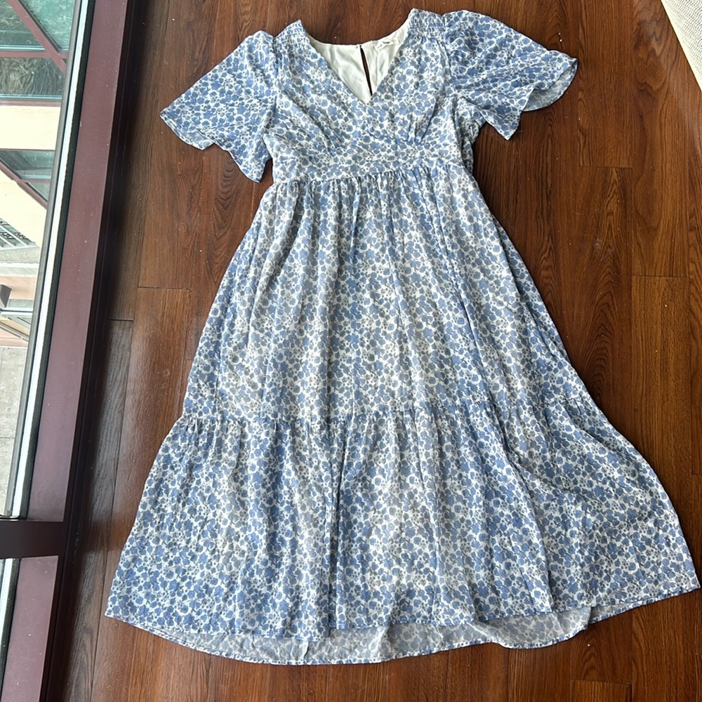 In Loom Blue and White Floral Flowy Midi / Maxi Dress